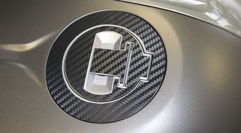Hornig / ホーニグ ピン Petrol Cap Pad 3D Carbon Look for BMW R 1200 GS LC (2013-2018) & R 1200 GS Adventure LC (2014-2018) | 80091