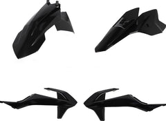 PLASTIC KIT, BLACK