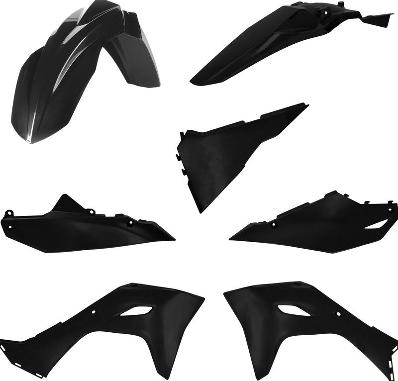 PLASTIC KIT, BLACK