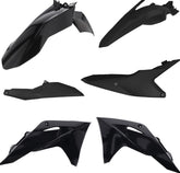 PLASTIC KIT, BLACK