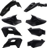 PLASTIC KIT, BLACK