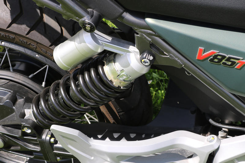 Rear shock Absorber screw collar