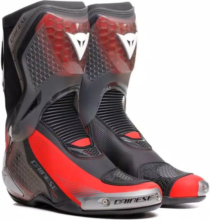 Dainese TORQUE 4 S BOOTS, BLACK/RED-LAVA | 2017900117-B78