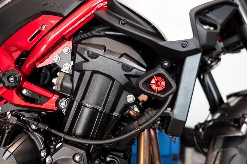 Antishock Frame Sliders