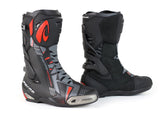 Forma Phantom Black/Grey/Red Boots | FORV310-991510