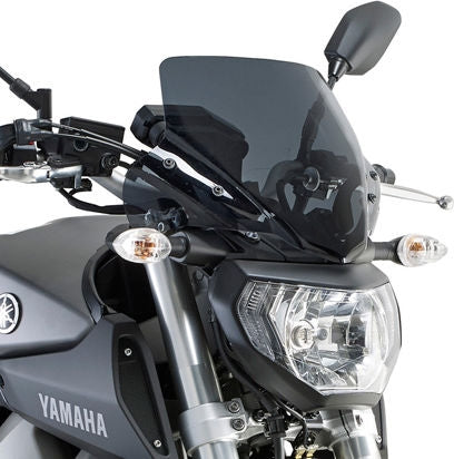Givi Screen for Yamaha MT-09 14-16, color smoke, dim. HxW 28,5x36 cm, fitting kit included | A2115