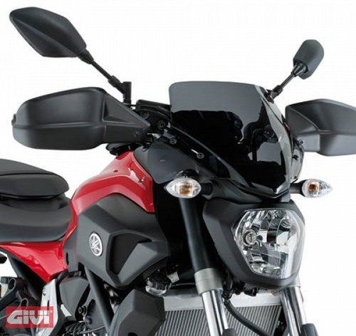 GIVI Screen With Installation Kit Smoked - Abe | A2118G