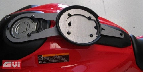Givi Tanklock BF21 Fuel Tank Bag Flange, for Yamaha MT-07 / FZ-07 14-17 | BF21