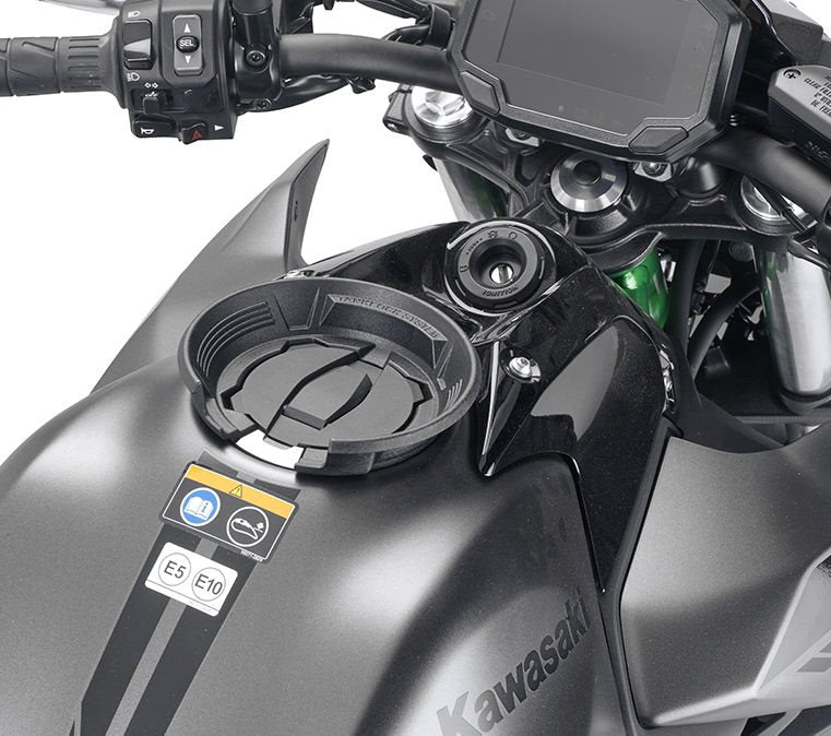 GIVI Tank mounting for TANKLOCK/TANKLOCKED tank bags - for Kawasaki Z650 (from 2023) | BF81