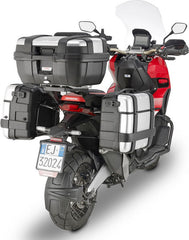 Givi Windscreen for Honda X-ADV, color clear, dim. HxW 65x40 cm, 13 cm higher than oe | D1156ST
