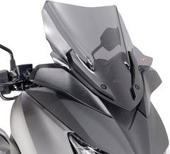 Givi Windscreen for Yamaha X-Max 125 18-, X-Max 300, X-Max 400 18- color Smoke, dim. HxW 43,5x43,5 cm, low profile sport screen, fits oe headlight fairing | D2136S