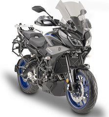 GIVI Windshield tinted, 550 mm high, 465 mm wide for Yamaha Tracer 900 / 900 GT (18-20), without ABE | D2139S