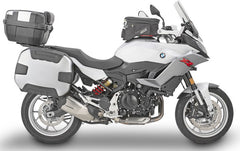 Givi Windscreen for BMW F 900 XR color light smoke, dim. HxW 49x43 cm, 23 cm higher than oe, fits oe headlight fairing | D5137S
