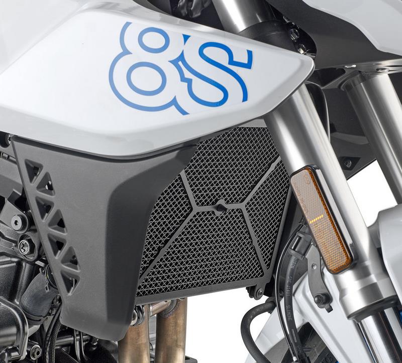 GIVI Protection for stainless steel water and oil radiators, black - for Suzuki GSX-8S (23) | PR3126