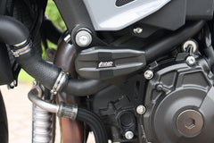 GSG MOTOTECHNIK Crash Pad set “Streetline” for Yamaha MT-10 (2016 -) | 1055025-Y53