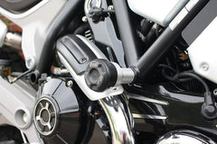 GSG MOTOTECHNIK Crash Pad set, Adapter Aluminium Black Anodized for Ducati Scrambler 1100 (2018 -) | 30493-D33-SH