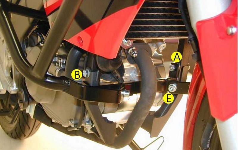 Hepco & Becker Driving school protection bar front-black for Honda CBR 125 R until 2010 | 501936 00 01
