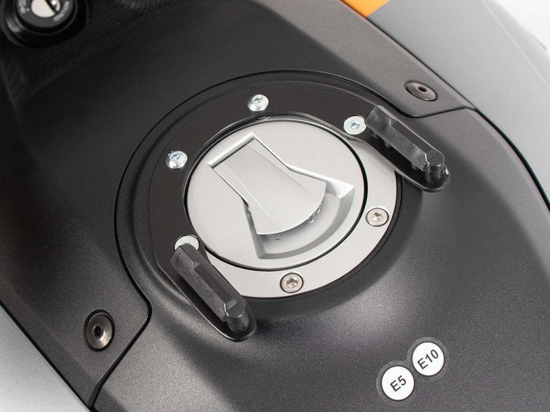 Hepco & Becker Tankring Basic Incl. Fastener For Tankbag For Moto Guzzi Stelvio (2024-) | 516560 00 01
