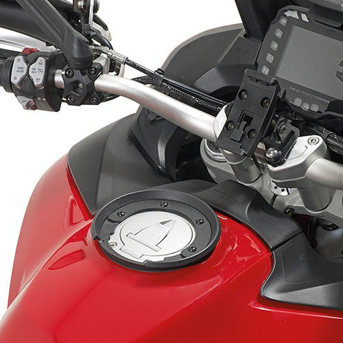 Kappa Specific flange for fitting the tank bags with TANKLOCK system | BF11K