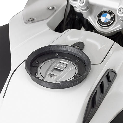 Kappa Specific flange for fitting the tank bags with TANKLOCK system | BF17K