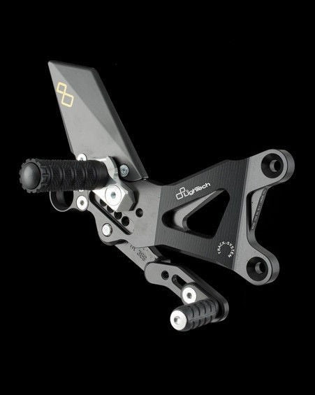 Lightech ADJUSTABLE REAR SETS WITH FOLD UP FOOTPEG YAMAHA R6 (17) | FTRYA012W