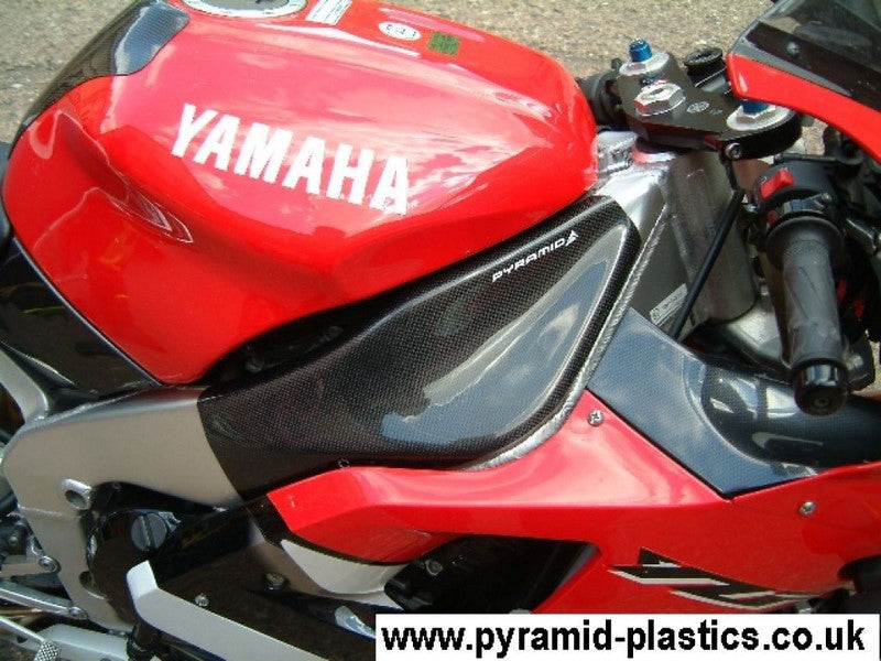 Pyramid Plastics Yamaha YZF-R1 Frame Cover Carbon 1998>2001 | 02200A