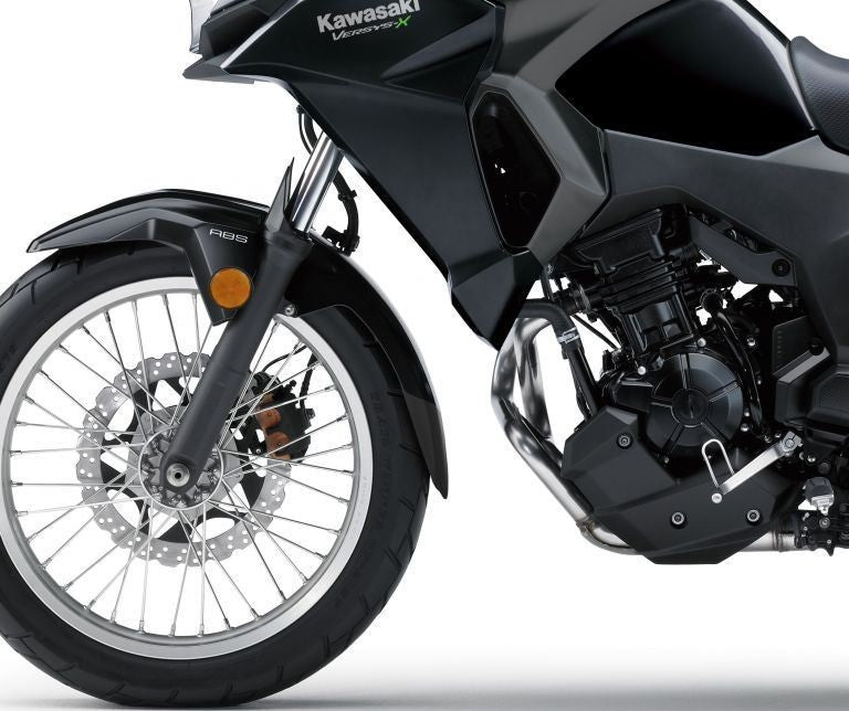 Pyramid Plastics Kawasaki Versys-X 300 Extenda Fenda Matte Black 2017> | 053451