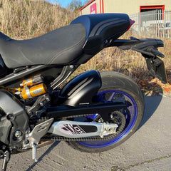 Pyramid Hugger | Tech Black | Yamaha MT-09 2021> | 072451F