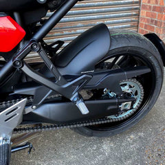 Pyramid Hugger | Matte Black | Yamaha Tracer 9 2021> | 072453M