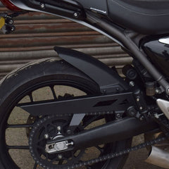 Pyramid Hugger | Matte Black | Triumph Scrambler 400X 2024>Current | 076910M