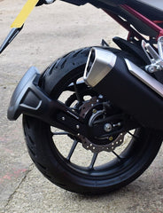 Pyramid Spray Guard | Gloss Black | Honda CB 750 Hornet 2023>Current | 085166B