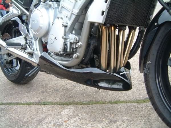 Pyramid Plastics Yamaha Fazer 1000 Belly Pan Gloss Black 2001>2005 | 22081B