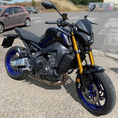 Pyramid Fly Screen | Tech Black | Yamaha MT-09 2021> | 22160F