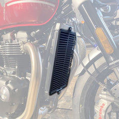 Pyramid Radiator Guard | Matte Black | Triumph Bonneville Bobber 2017>Current | 526121M