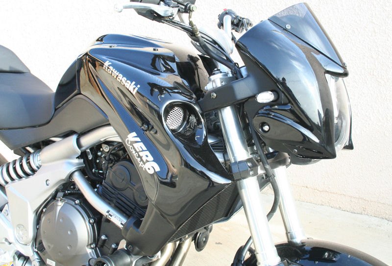 S2-Concept Radiator Scoops VERSYS painted | K674