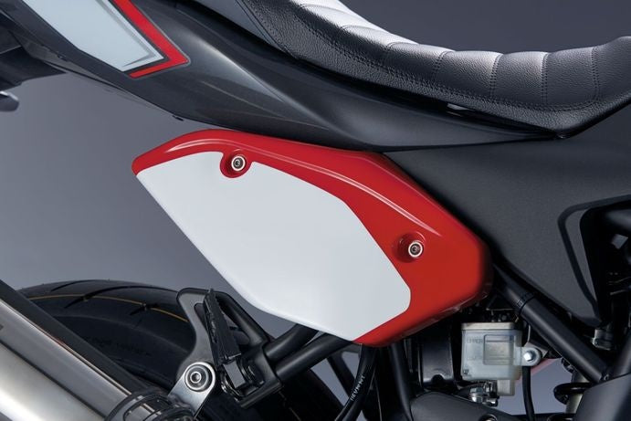 Suzuki Frame Cover Kit - Red (YVZ) | 99000-990U0-007