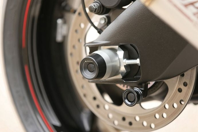 Suzuki Rear Axle Slider Set | 990D0-04K19-000