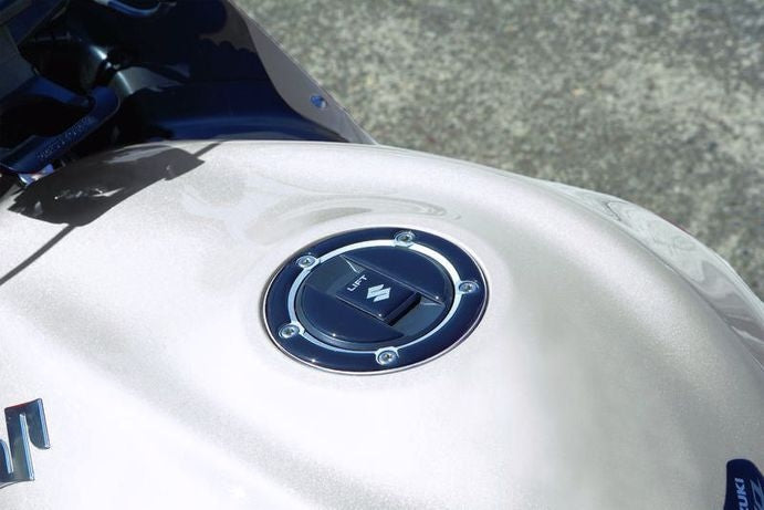 Suzuki Fuel Cap Protector - Piano Black | 990D0-47H06-BLK