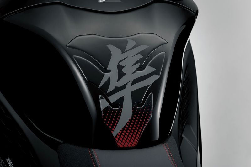 Suzuki Tank Pad, Red | 99180-10L00-RED