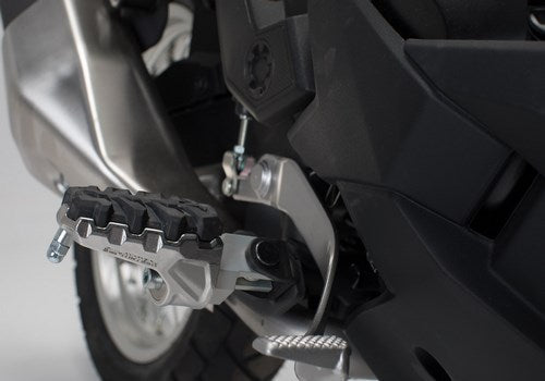 SW Motech EVO footrest kit | FRS.08.112.10102