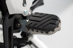 SW Motech ION footrest kit | FRS.11.011.10103/S