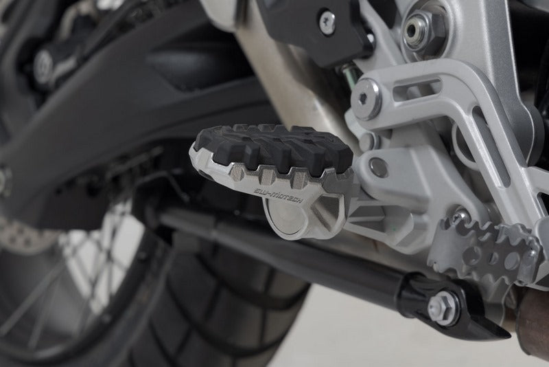 SW Motech EVO footrest kit | FRS.11.112.10600
