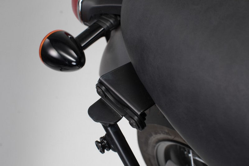 SW Motech Adapter for SLC side carrier right | HTA.11.743.13001