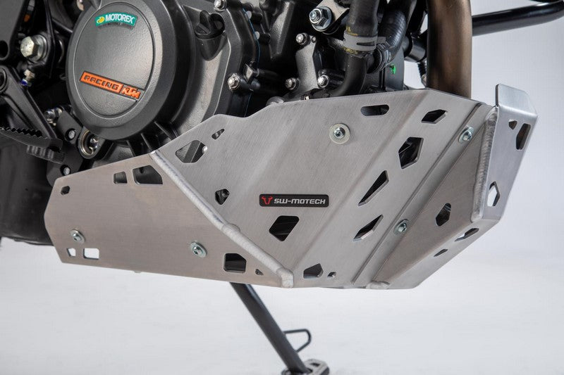 SW MOTECH Engine guard | MSS.04.958.10000