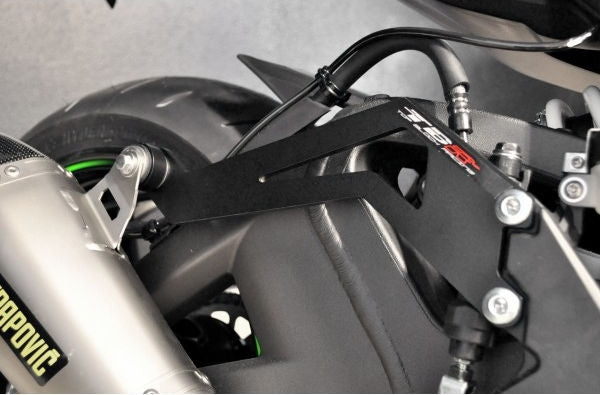 Top-Block Exhaust holder ZX10R 11-13 | PSEK31