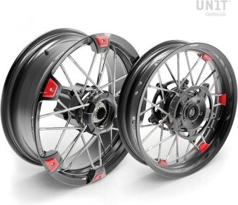Unit Garage Pair of spoked wheels NineT Racer & Pure 24M9 SX tubeless | 1670
