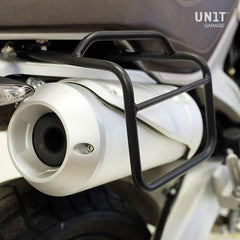 Unit Garage Waxed Suede Side Pannier + Right Subframe Ducati Scrambler 1100 | U002-1010DX