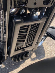 Wunderkind Cover protective grid for oil cooler Harley, Black Semi Matt Coated | 106623-F28