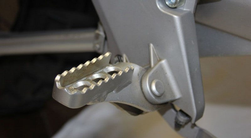 Hornig Rubber insert for driver's footrest | 4671109