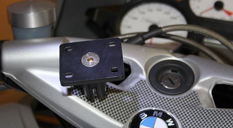 Hornig GPS Mounting with Plate, Black Plug with Plate | NH 3/7sw
